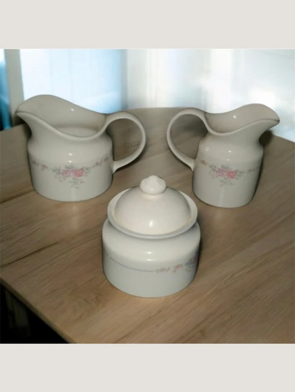 Pfaltzgraff dining servewear gravy boat sauce creamer sugar vintage‎ Trou…